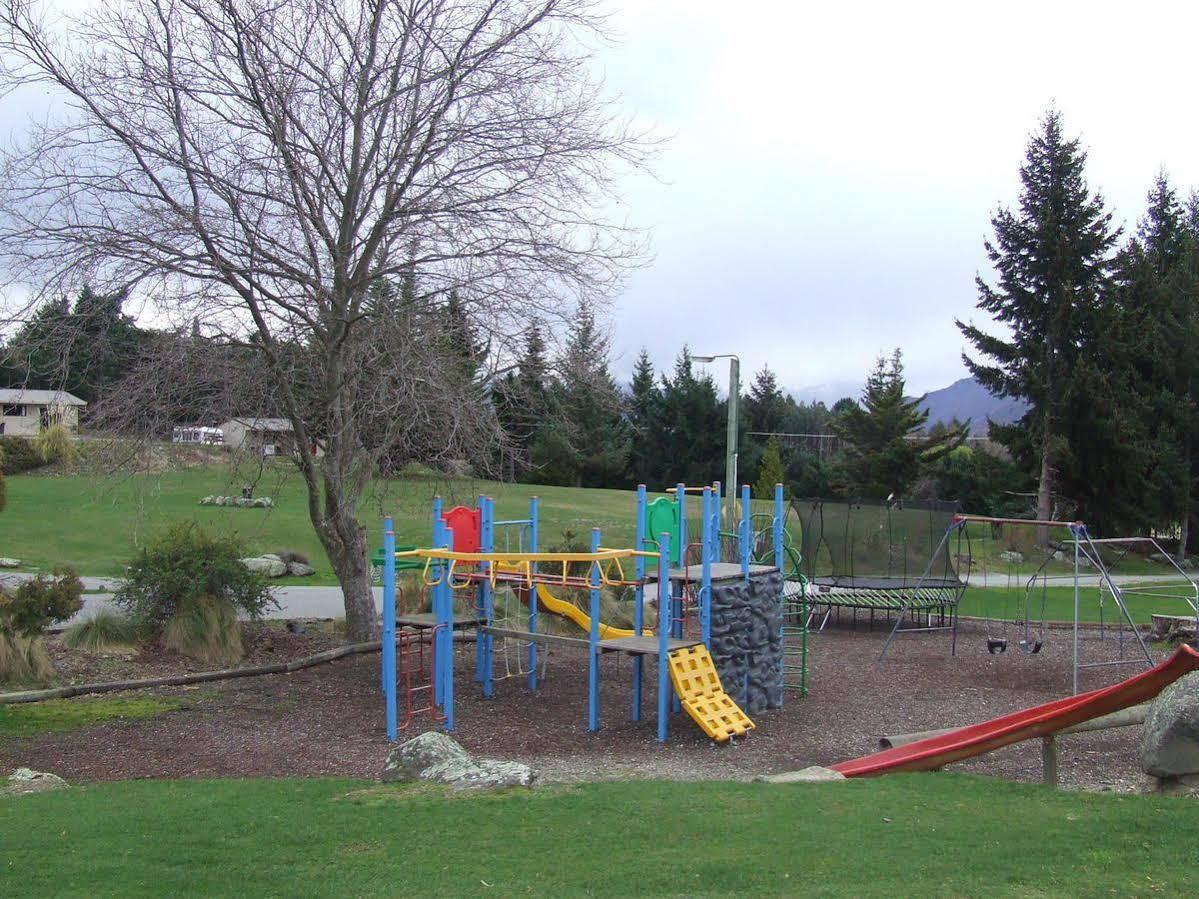 Mt Aspiring Holiday Park Wanaka Exterior foto